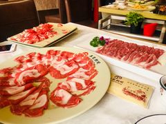 手切热气鲜羊肉-羊家胡同·龙虾烧烤火锅(龙汇路店)