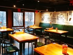 大堂-腰子哥烤串(石佛营炫特店)