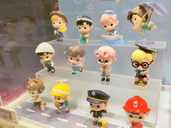 -泡泡玛特POPMART(世豪广场店)
