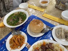 -吾斯曼珍珠抓饭王