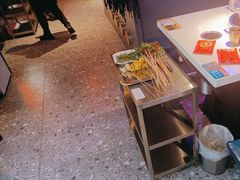 -钢管厂五区小郡肝串串香(滨江店)