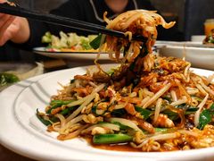 -宽鲜锅贴家常菜(永旺东部购物中心香港中路店)