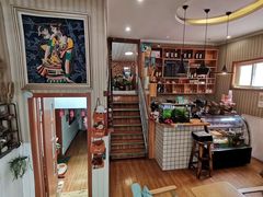 -Rabbit Cafe私房西餐甜点咖啡(栖霞路店)