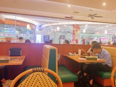 大堂-萨莉亚意式餐厅(深圳北站店)