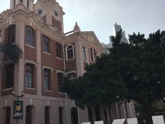 -香港大学