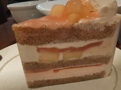 白桃乌龙蛋糕-RUXU入续糖水铺与包(卓悦中心店)
