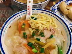 -长人馄饨铺(解放街店)