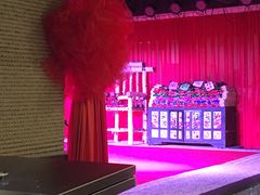 -关东情主题文化演艺餐厅