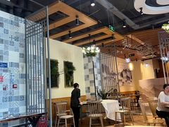 -香山湖家家宴(中山陵店)