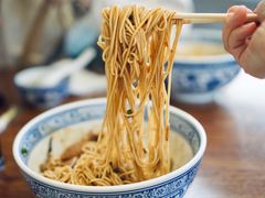 蛤蜊猪肝面-沪西老弄堂面馆(定西路店)