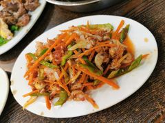 拌蚬子-韩风烤牛肉冷面店