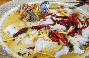 Single-Portion Boneless Sour Cabbage Fish with Rice