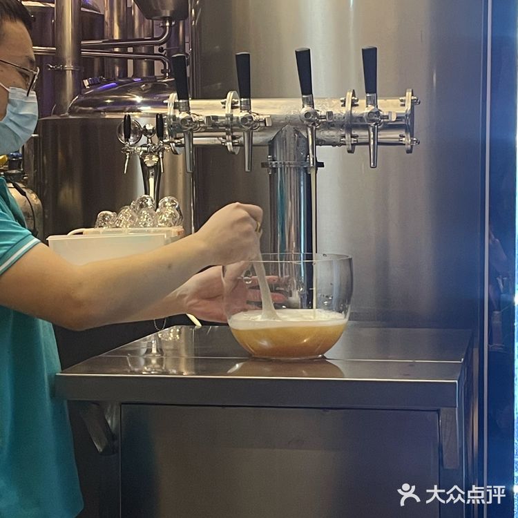 炒鸡无敌推荐 二把手烧烤 开在繁华的华强北