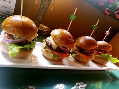 -BIGHOUSE·大房子电影主题融合餐厅(盐河巷店)