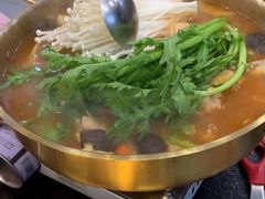 -臻牛烤肉