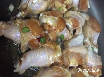 在外面吃虽然可以吃到不同的风味，但还是家里的最好吃