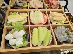 -娜姐鲜牛肉串串火锅(藏龙岛店)