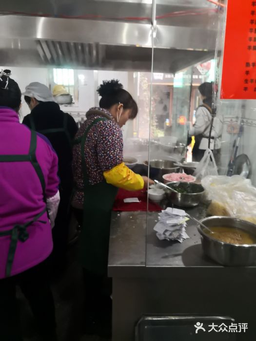 刘记羊肉粉馆(荷花塘总店)大堂图片