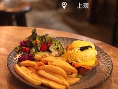 三文鱼牛油果班尼迪蛋-Oldish