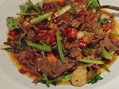 -严记小天府酸菜鱼(西四路店)