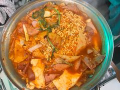 部队锅加芝士-富乐满韩国正宗炸鸡韩国料理(虹泉路店)