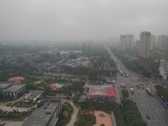 -中国能源朝平加油站