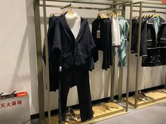 -URBAN REVIVO(佛山南海万达广场店)