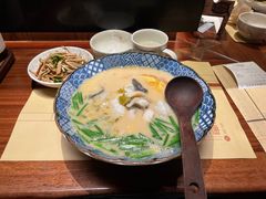 -荣家黄鱼面(前滩太古里店)