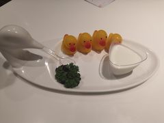 卡通小黄鸭-虾饺妹·酒家(金碧店)