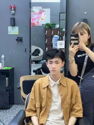 -藤野造型专业烫染接发