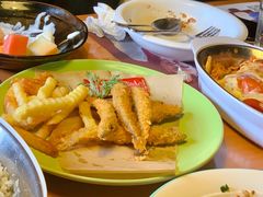 吉列多春鱼-绿茵阁牛扒餐厅(客村店)