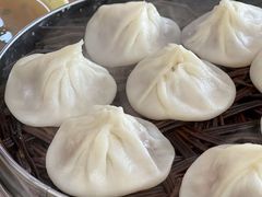 -老字号眼镜子煎包汤包店