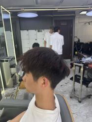 -藤野造型烫发染发