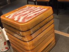 -牛YO寿喜烧·铁板烧和牛火锅自助(市府恒隆店)