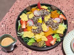 烤南瓜藜麦沙拉-La Terre乐田(万象城店)