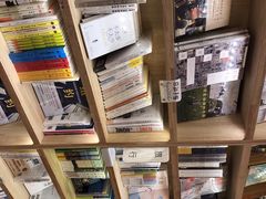 -猫的天空之城概念书店(印象城购物中心店)