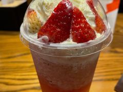 雪山草莓桂花冻-喜茶(深圳海岸城店)