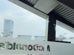 -麦当劳(国家体育场南路店)
