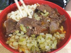 -魏旺湖北正宗牛肉面(硚口公园店)