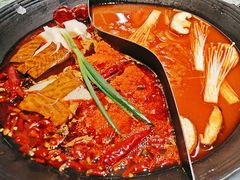 -肖婷姐大铁锅重庆火锅(南湖店)
