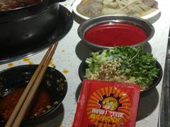 -钢管厂歆瑞源油卤串串香(春熙路太古里店)