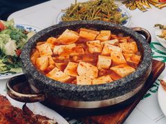 石板豆腐-北京龙庆四季香农家饭庄·灶台鱼·碳烤虹鳟鱼(龙庆峡店)