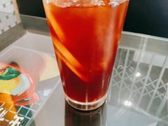 招牌港式柠檬茶-港爺茶檔·茶餐厅(东晓南路店)