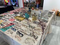 -肆兮眼镜·蔡司·徕卡战略合作店(大坪店)