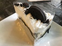 -莓园冰淇淋店