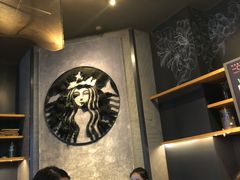 -星巴克臻选(成都太古里店)