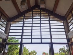 -亚龙湾喜来登·美景台大堂吧