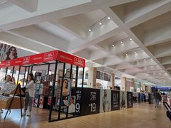 -王府井奥莱临潼小镇(临潼店)