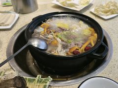 -九寨特色牦牛肉汤锅 羊肉汤锅