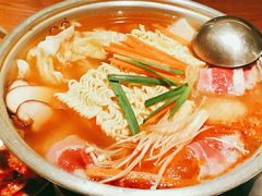 泡菜肥牛部队锅-春熙台韩国料理·章鱼肥牛(西丽店)